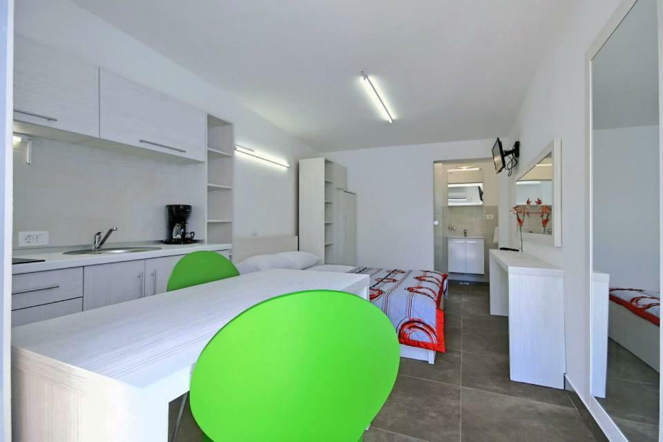 Apartmani Elio Ουμάγκ Εξωτερικό φωτογραφία